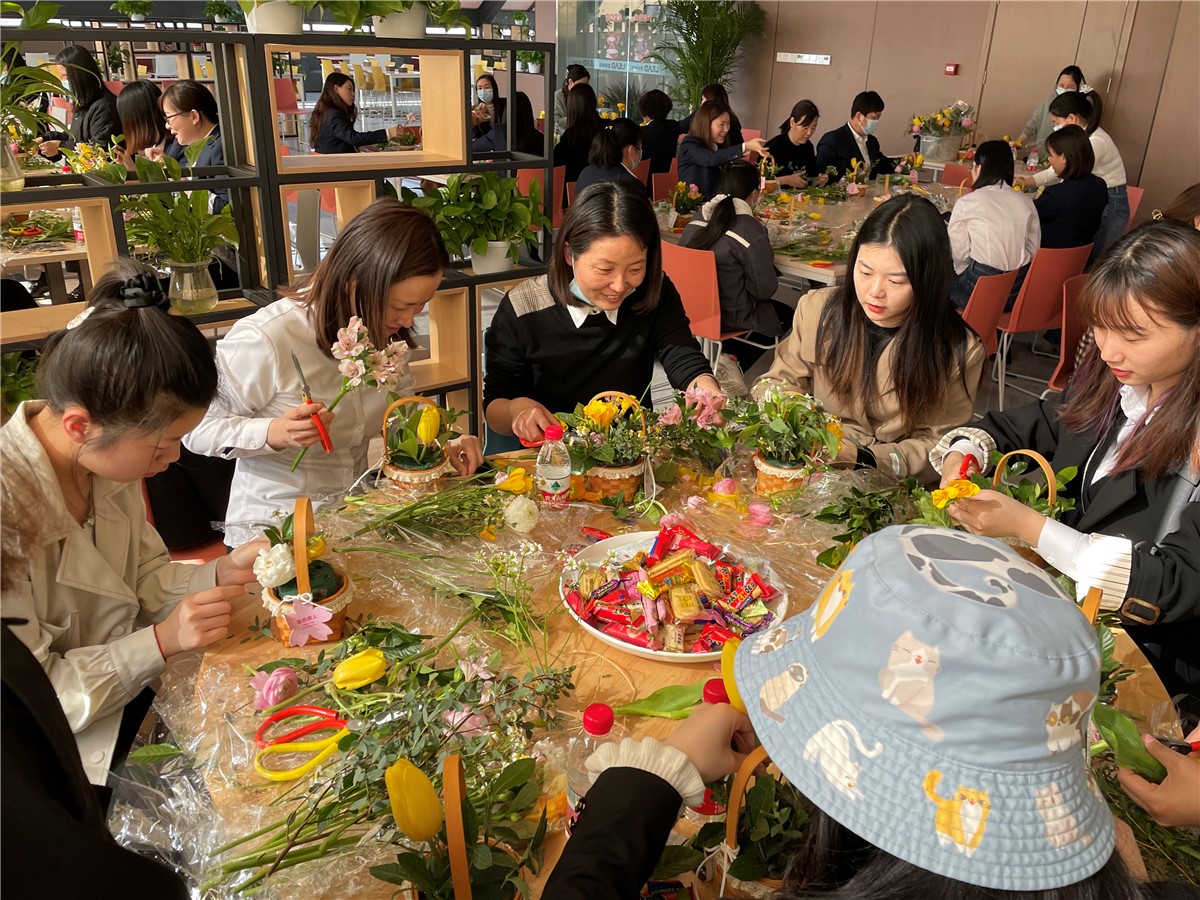 花漾女神节 奋发绽芳华 里得电科开展女神节活动-武汉里得电力科技股份有限公司